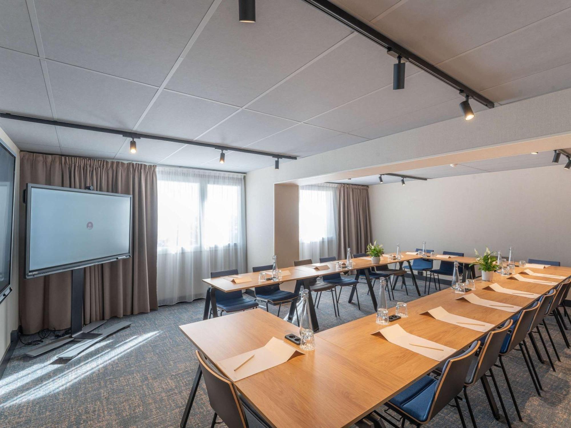 Novotel Angers Lac De Maine Exterior foto